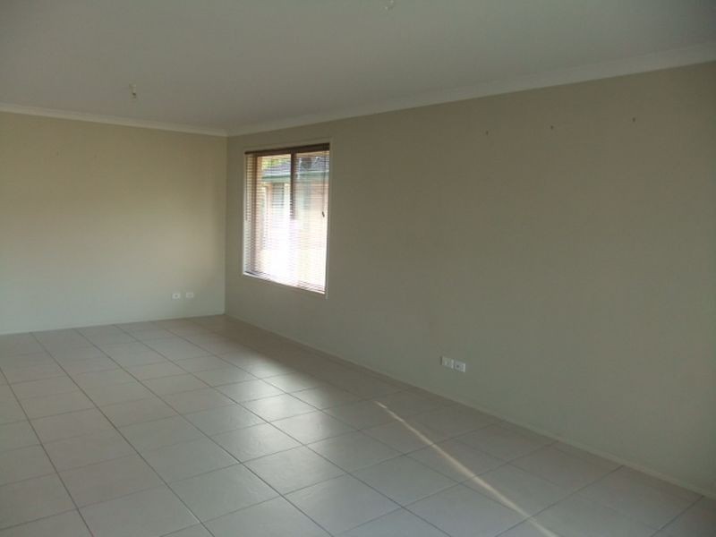 25 Waterhouse Avenue, Singleton NSW 2330