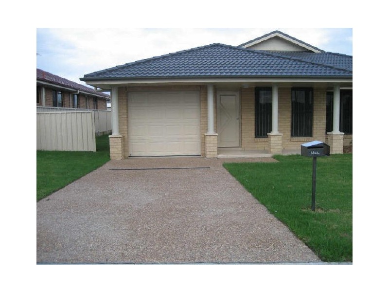 1/68 Wattle Ponds Road, Singleton NSW 2330