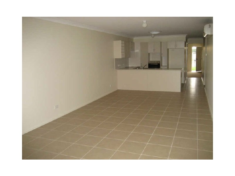 2/68 Wattle Ponds Road, Singleton NSW 2330