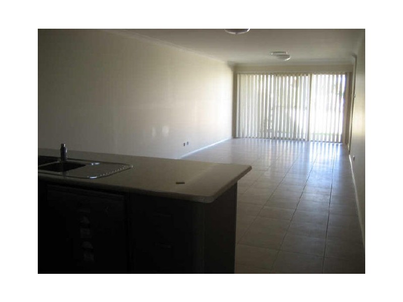 2/32 Wattle Ponds Road, Singleton NSW 2330