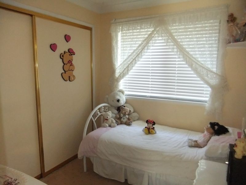 100 Lachlan Avenue, Singleton NSW 2330