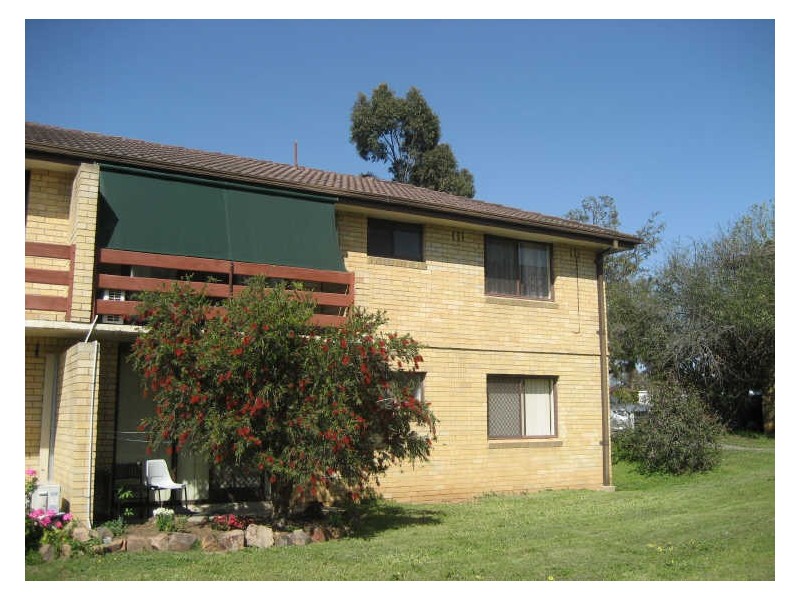 10/23 Mitchell Avenue, Singleton NSW 2330