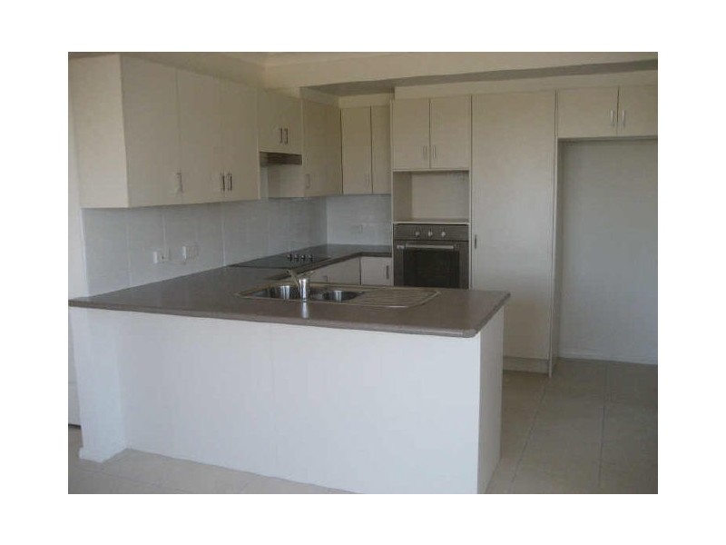 2/8 Knox Place, Singleton NSW 2330