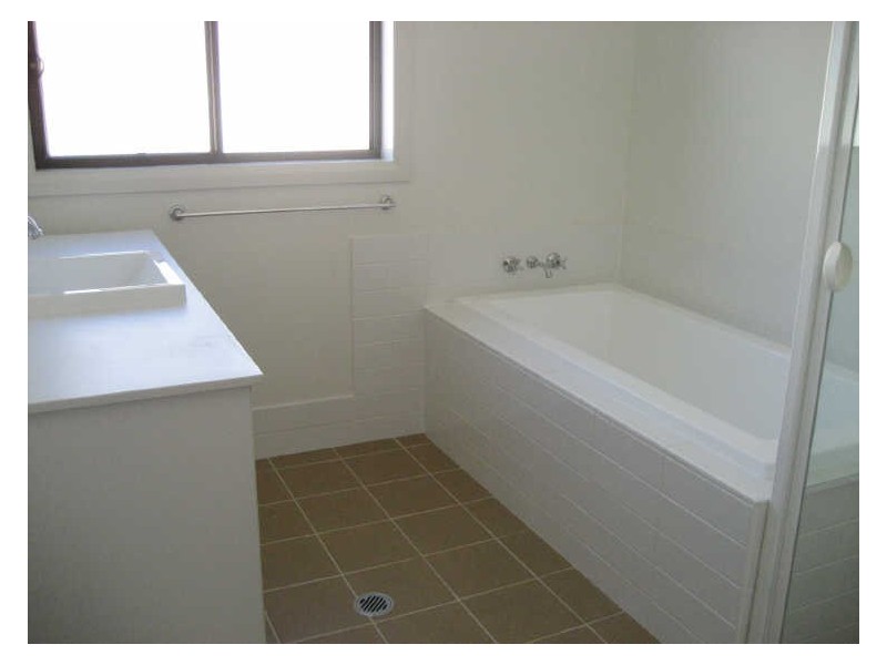 2 Pioneer Road, Singleton NSW 2330