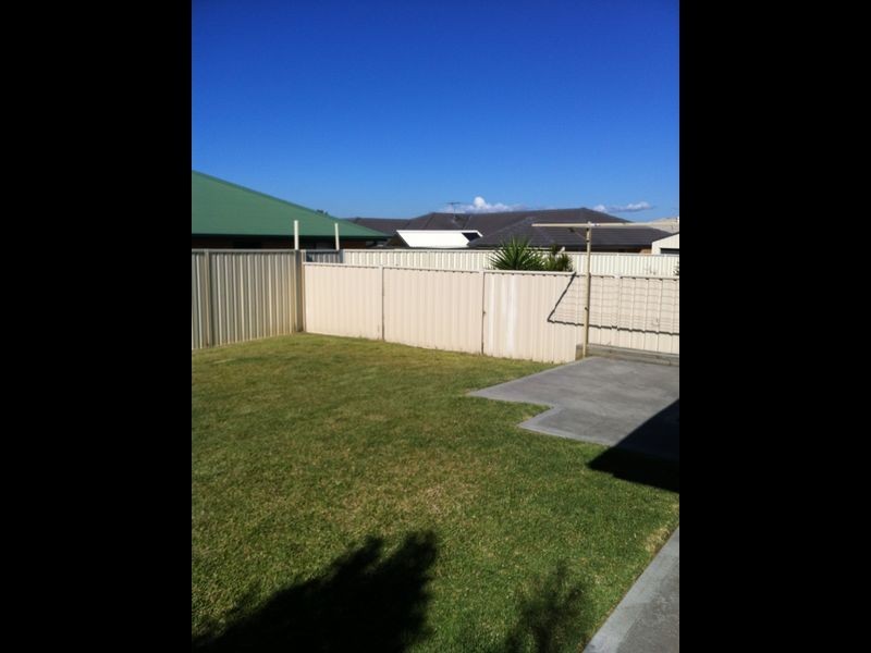 2/72 Wattle Ponds Road, Singleton NSW 2330