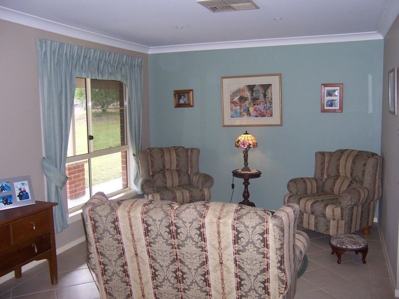 15 Morris Road, Singleton NSW 2330