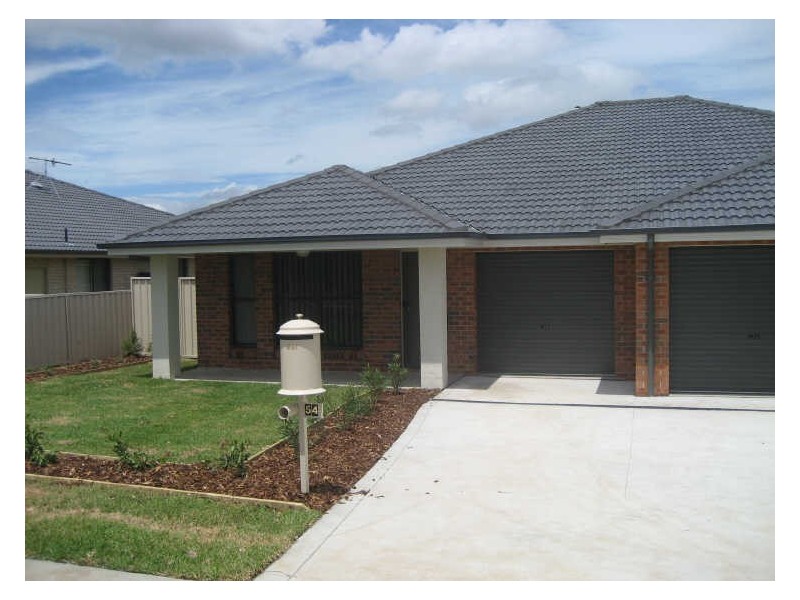 1/54 Wattle Ponds Road, Singleton NSW 2330