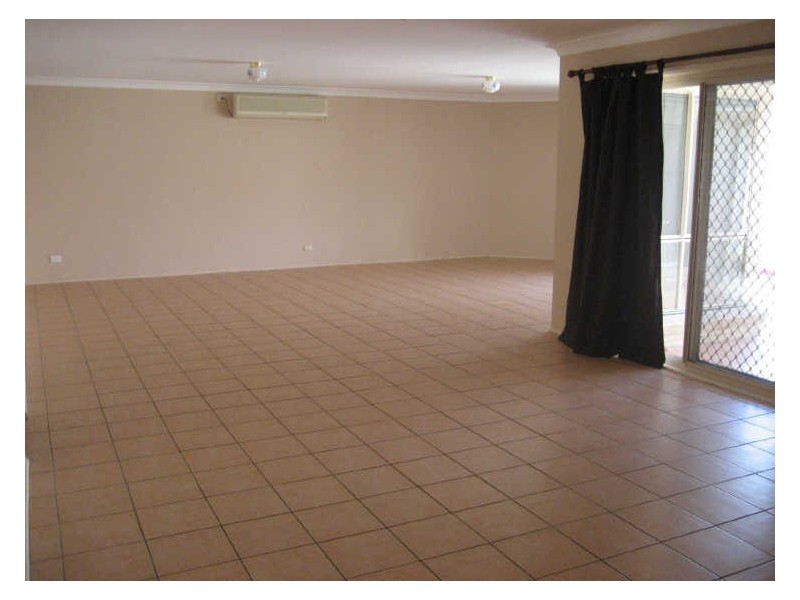 63 Acacia Crt, Singleton NSW 2330