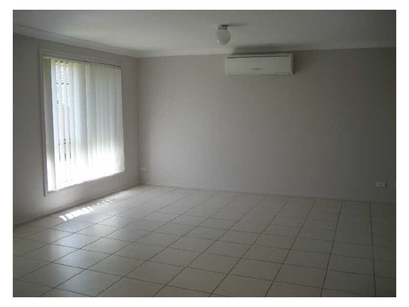 2/36 Pioneer Road, Singleton NSW 2330