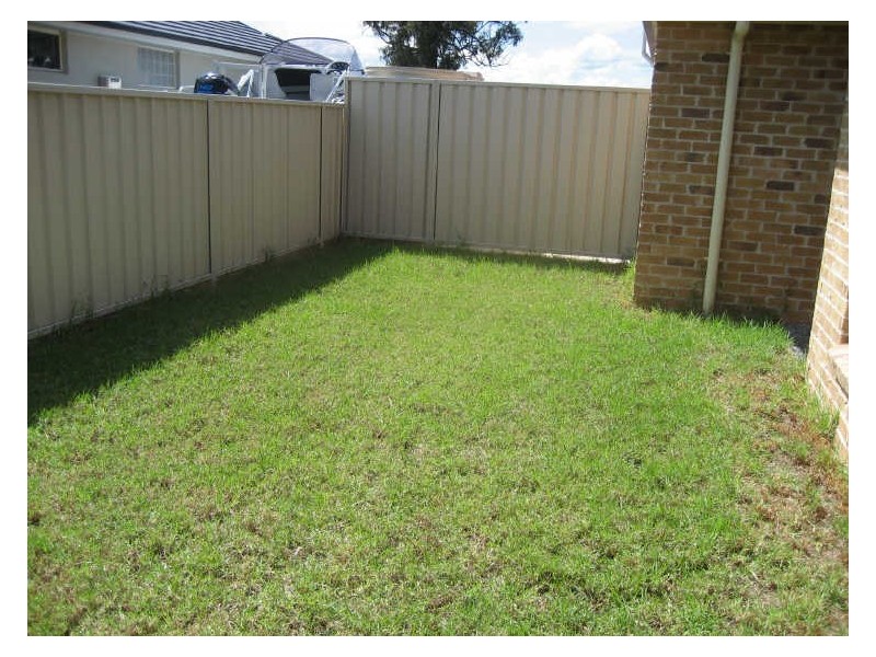 2/36 Pioneer Road, Singleton NSW 2330