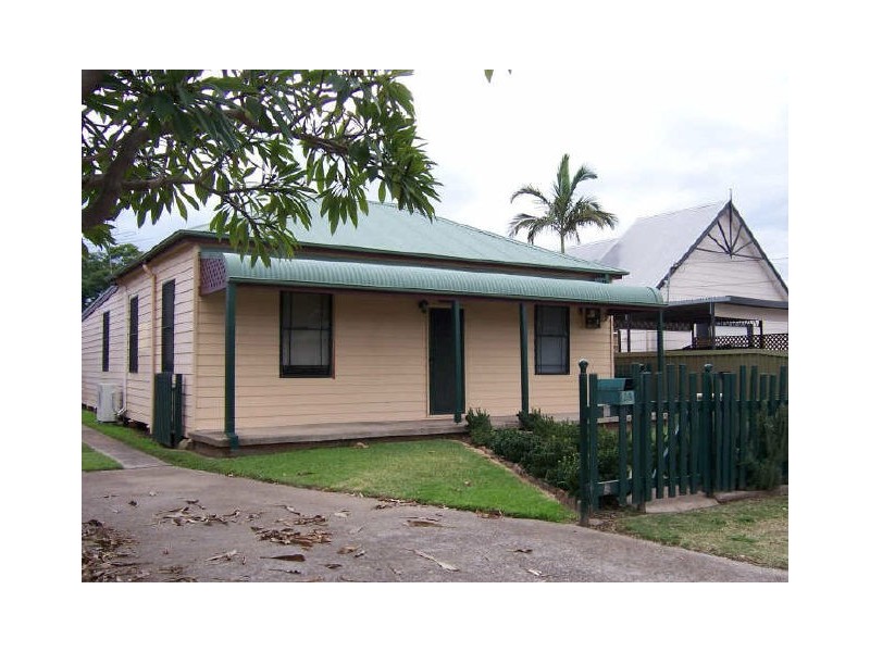 23 Bathurst Street, Singleton NSW 2330