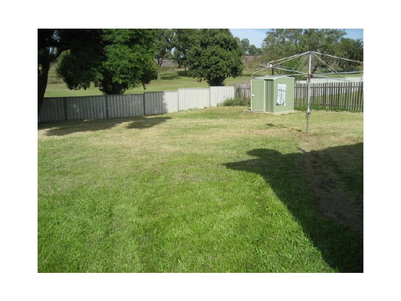 44 White Avenue, Singleton NSW 2330