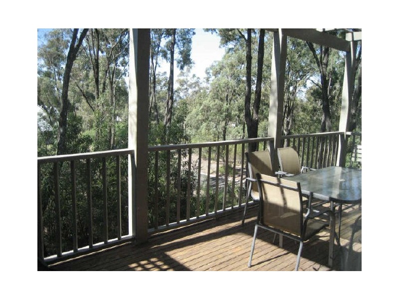 681 Semillion Avenue Cypress Lakes, Singleton NSW 2330