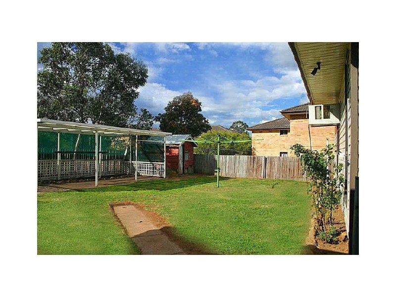 80 Blaxland Avenue, Singleton NSW 2330