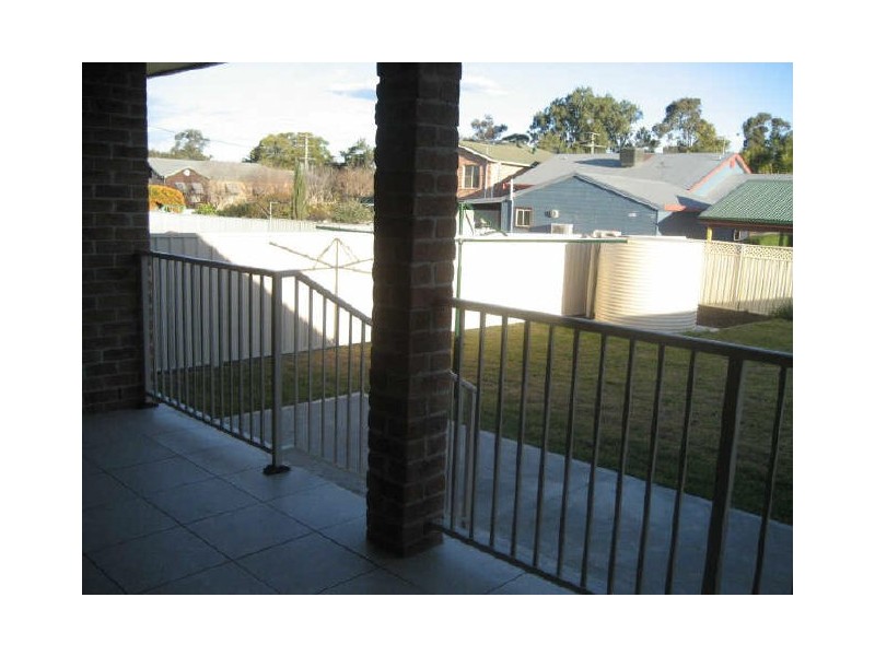 1/12 BOWDEN AVE, Singleton NSW 2330