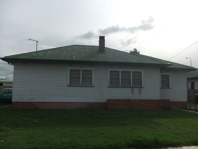 28 John Street, Singleton NSW 2330