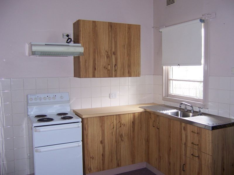 2/30 John Street, Singleton NSW 2330