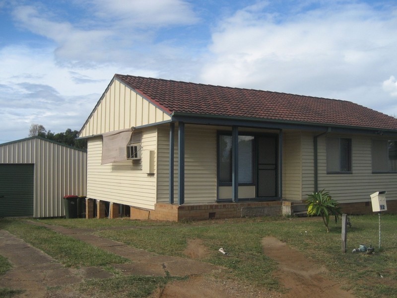 12 Hulme Close, Singleton NSW 2330