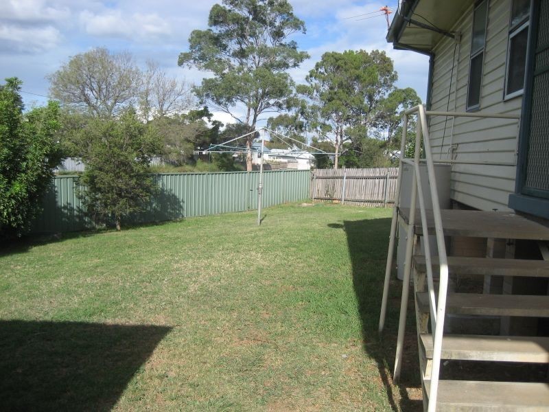 12 Hulme Close, Singleton NSW 2330