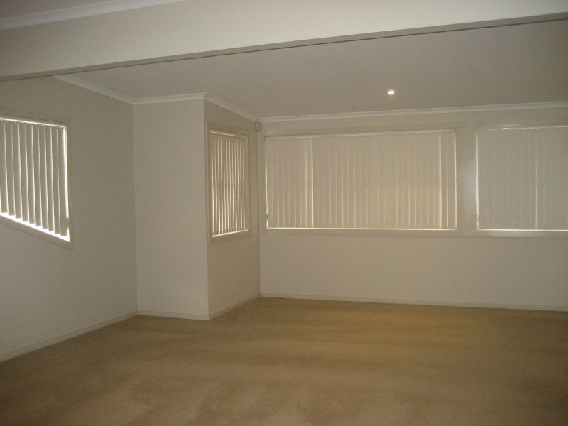 95 Casey Drive, Singleton NSW 2330