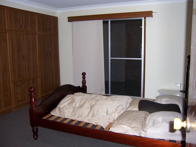 96 John St, Singleton NSW 2330