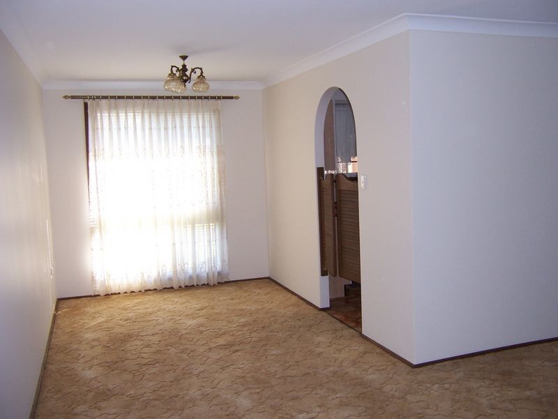 94 Blaxland Ave, Singleton NSW 2330