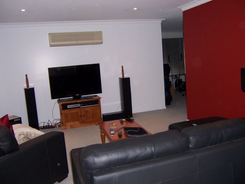 1 Dominion Ave, Singleton NSW 2330