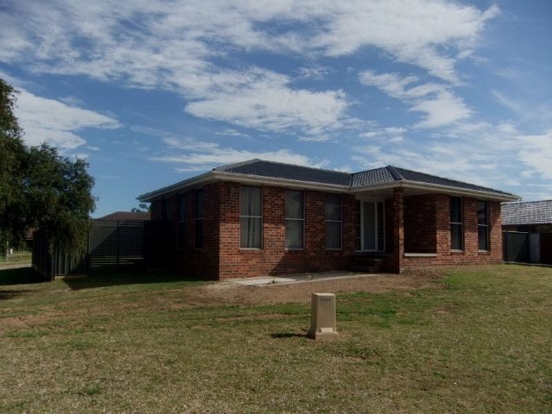 46 Simpson Terrace, Singleton NSW 2330
