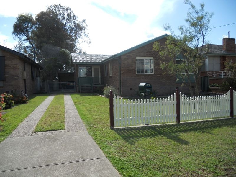 19 Boonal Street, Singleton NSW 2330