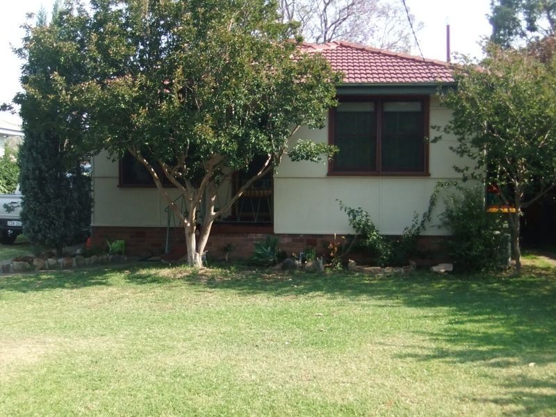 23 Howe Street, Singleton NSW 2330