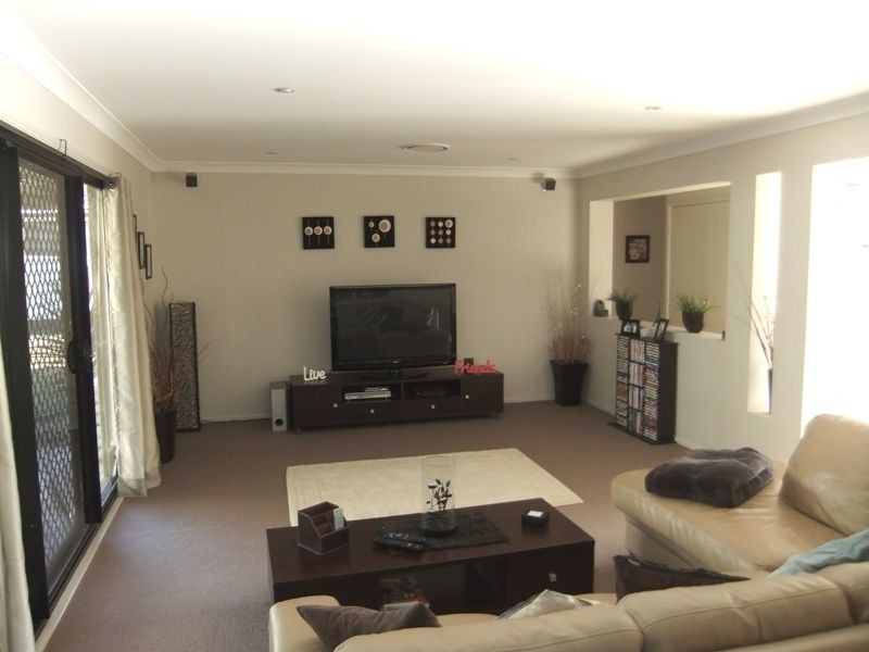 24 Nelson Drive, Singleton NSW 2330