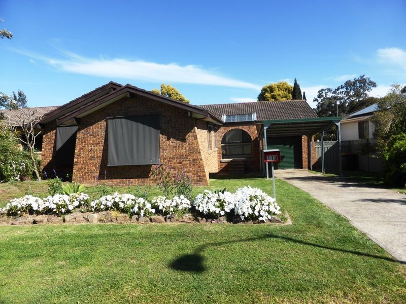 110 Lawson Avenue, Singleton NSW 2330