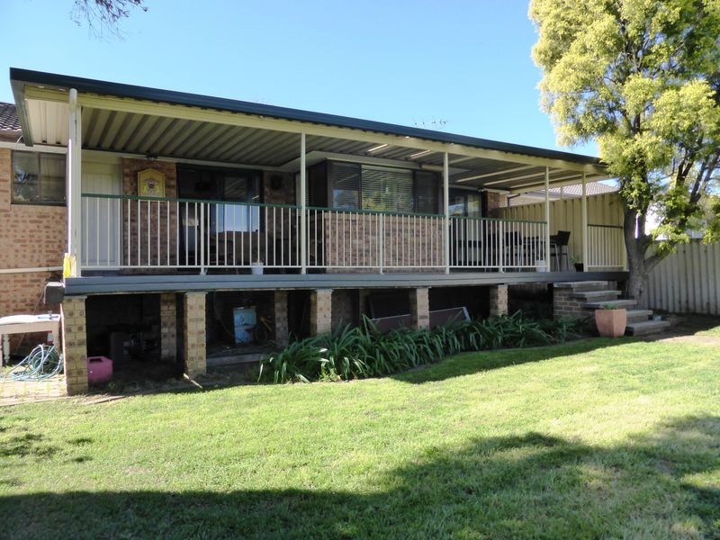 110 Lawson Avenue, Singleton NSW 2330