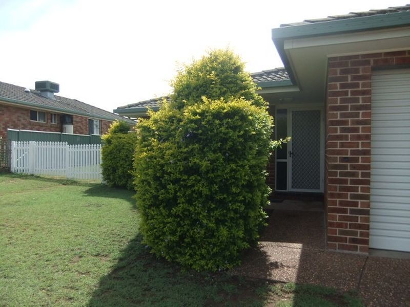 12 Jason Close, Singleton NSW 2330