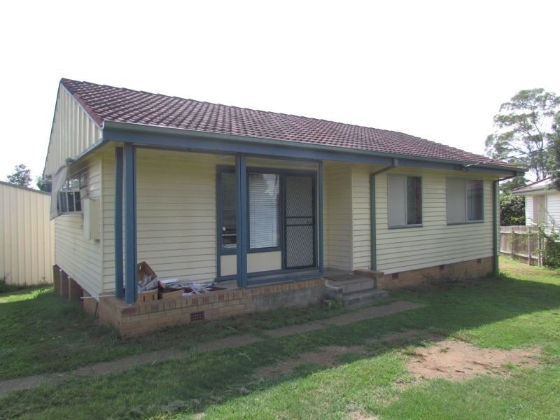 12 Hume Close, Singleton NSW 2330