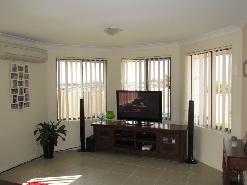 1/67 Casey Drive, Singleton NSW 2330