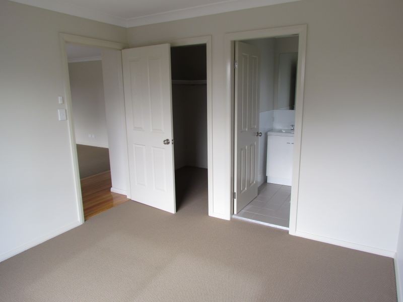 2/2 Bowden Street, Singleton NSW 2330