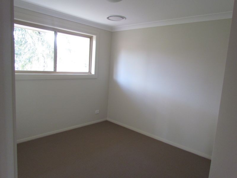 2/2 Bowden Street, Singleton NSW 2330