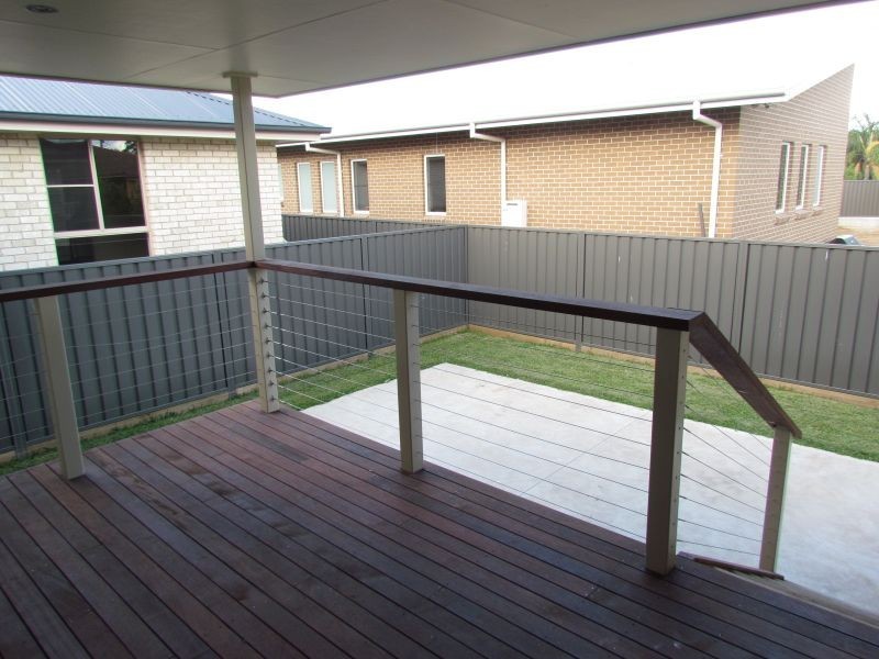 2/2 Bowden Street, Singleton NSW 2330