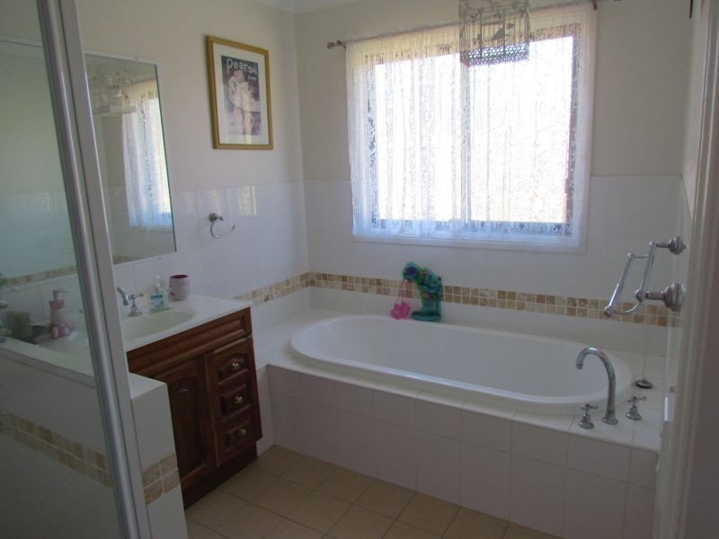 5362 Putty Road, Howes Valley NSW 2330