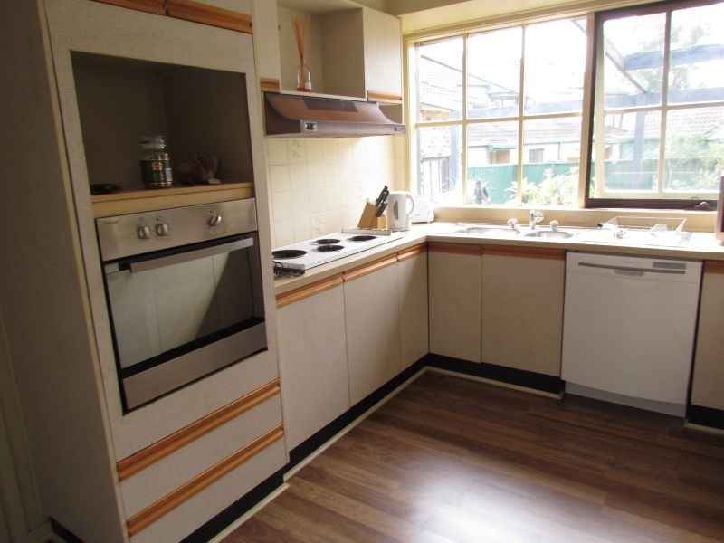 8 Bower Parade, Singleton NSW 2330