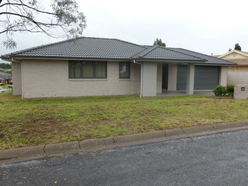 1/159 Gardner Circuit, Singleton NSW 2330