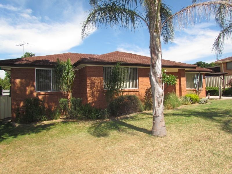 13 Watts Close, Singleton NSW 2330