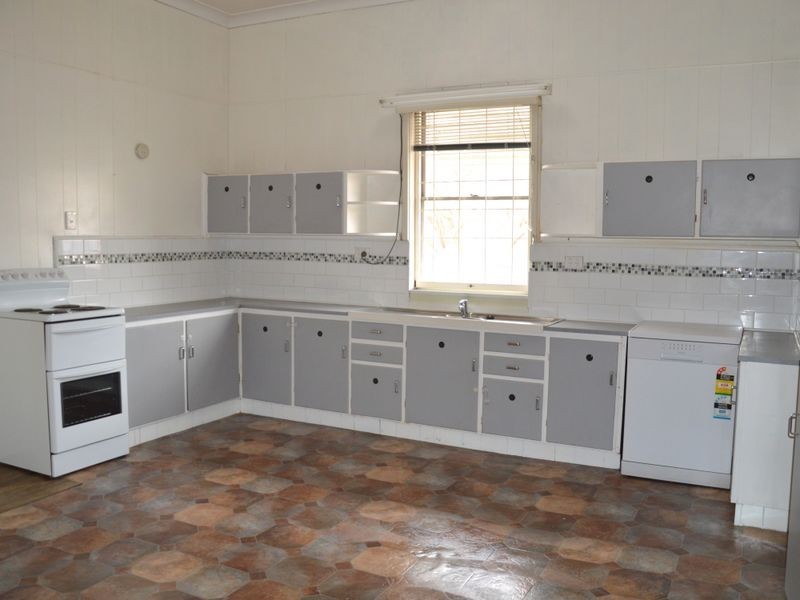 10 Harriett Street, Singleton NSW 2330