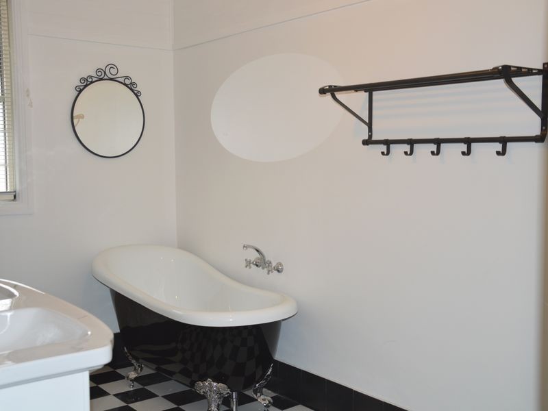 10 Harriett Street, Singleton NSW 2330