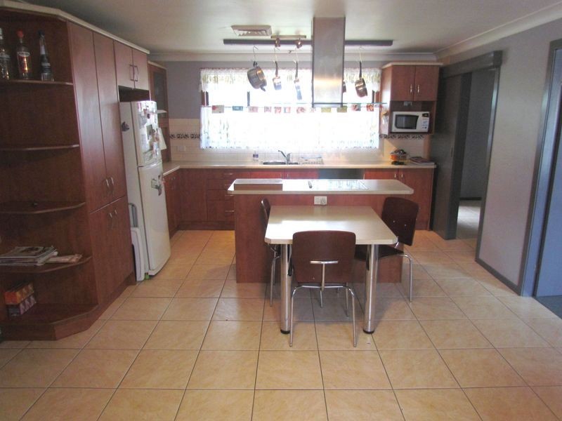 118 Blaxland Avenue, Singleton NSW 2330