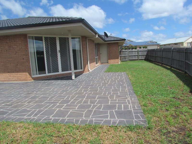 148 Casey Drive, Singleton NSW 2330