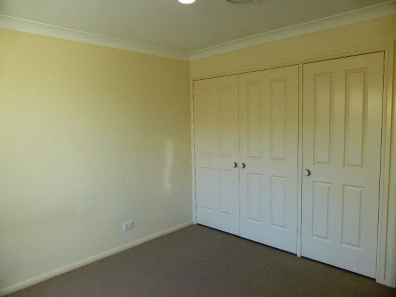 2/39 Nelson Drive, Singleton NSW 2330