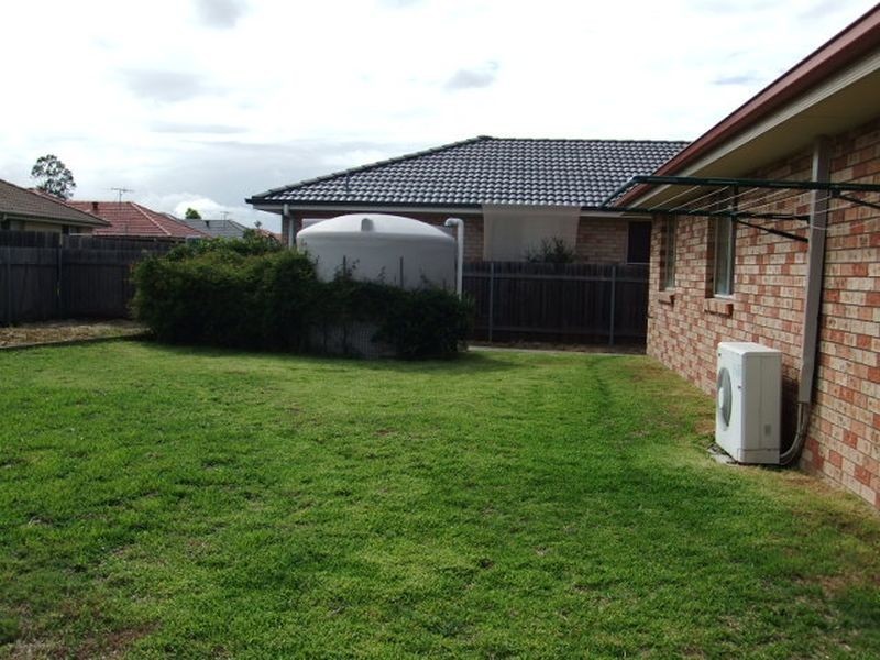 108 Casey Drive, Singleton NSW 2330