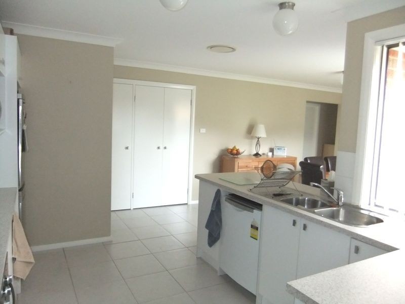 18 Sinclair Avenue, Singleton NSW 2330